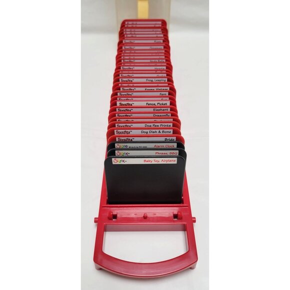 Sizzix Storage Case Red Black Picture 2 5/8" x 2 3/8" 34 Die Cutting Cartridges - Picture 1 of 11